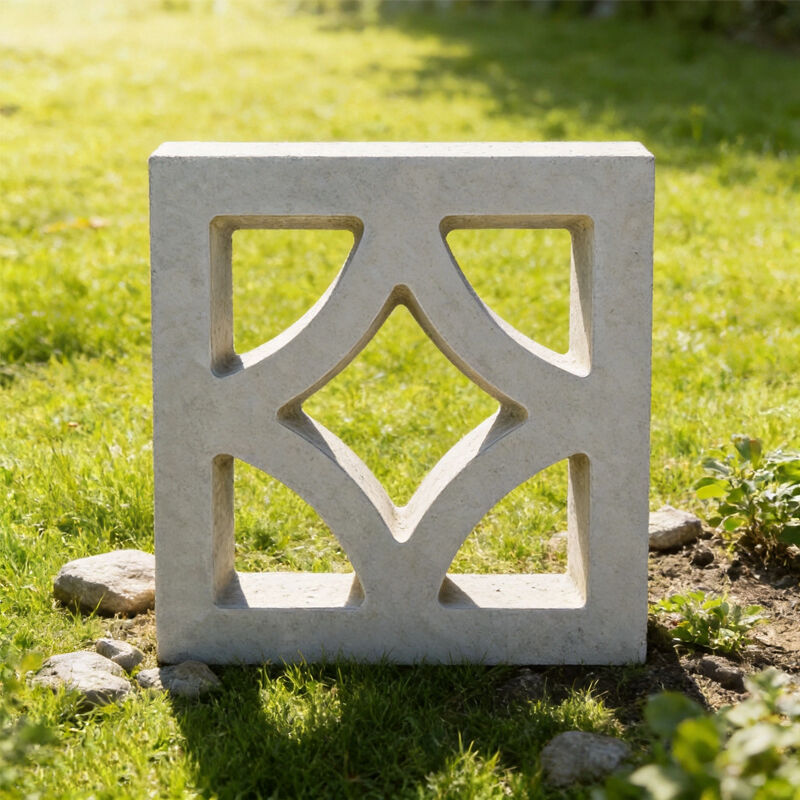 Weiße Beton-Lochsteine mit Rautenmuster, dekorative Zement-Sichtschutzsteine für Hof-Privatsphäre-Wand